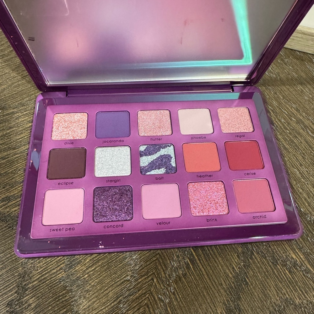 Natasha Deona ROXA EYESHADOW PALETTE. New in Box. - Picture 5 of 5
